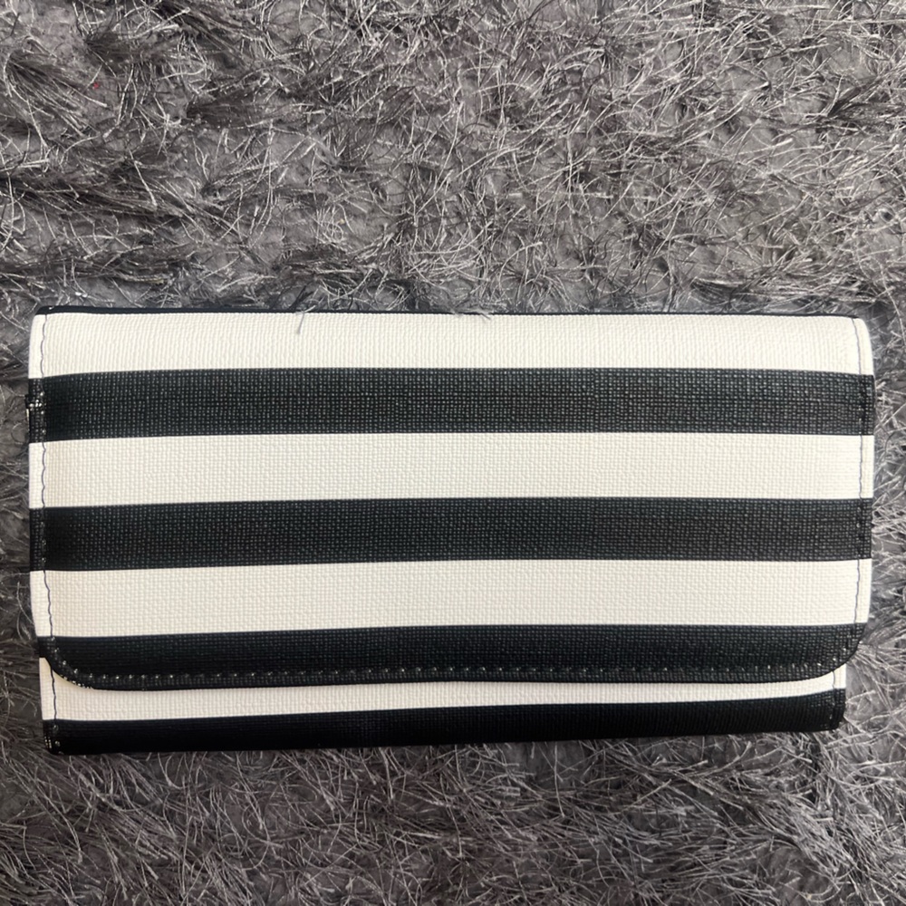 Kut from the Kloth Black and White Striped Wallet